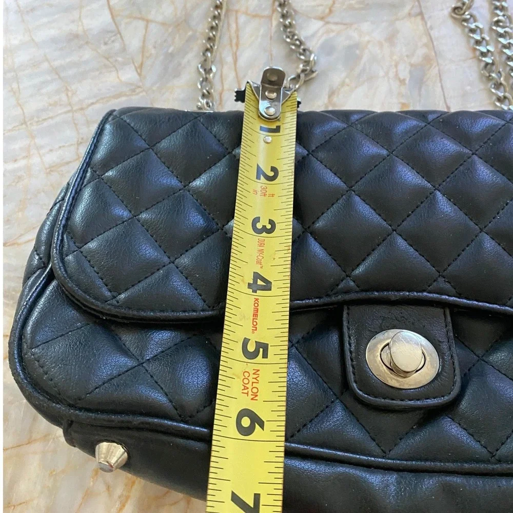Apt. 9 Black Quilted Shoulder Bag Silver Chain Strap Turn Lock Closure
